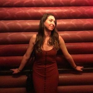 Meet your Posher, Laura